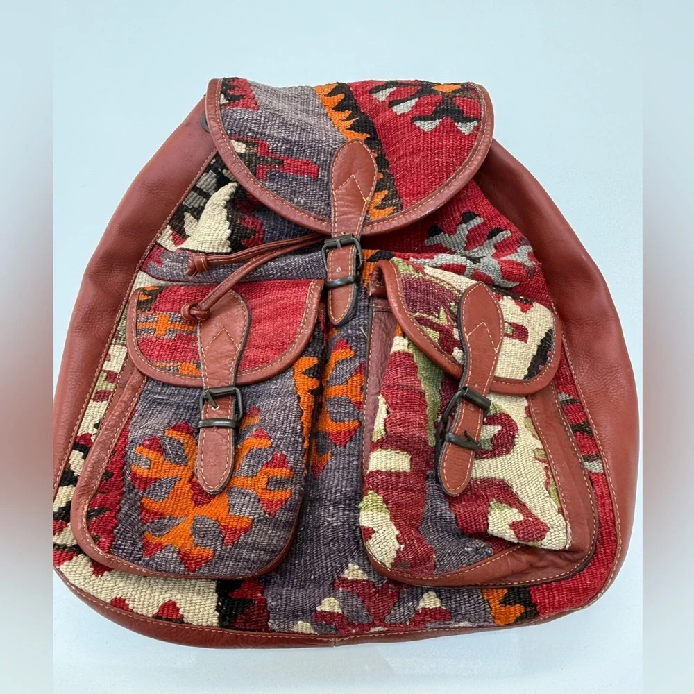 Vintage Wool Patterned Women's Backpack - Picture 3 of 14